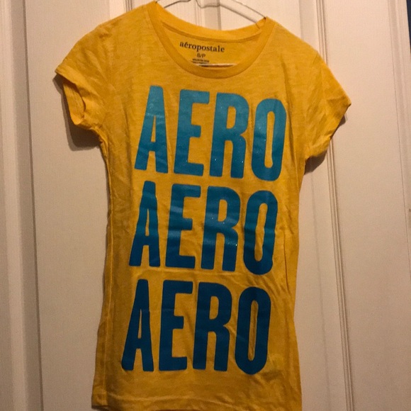 Women’s S Glittery Yellow Aeropostale Graphic Tee - Picture 1 of 3